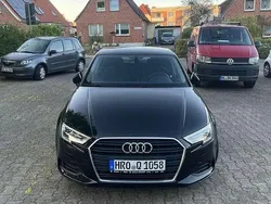 Schwarz Gebraucht 2020 Audi A3 Sportback Admired Limousine | 19.500 € (Etwas zu teuer)