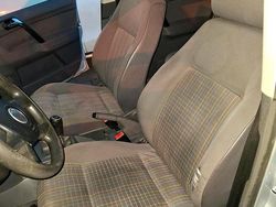 Silber Gebraucht 2005 VW Polo Kleinwagen | 1.650 € (Fairer Preis)