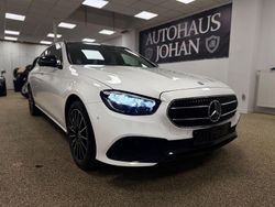 Weiß Gebraucht 2022 Mercedes E300 Limousine | 26.490 € (Superpreis)