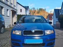 Blau Gebraucht 2007 Skoda Fabia Limousine | 1.950 € (Guter Preis)