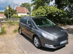 Grau Gebraucht 2016 Ford Galaxy Van / Kleinbus | 18.150 € (Etwas zu teuer)