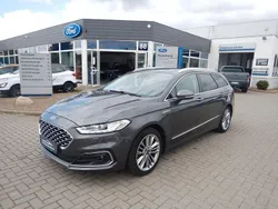Grau Gebraucht 2022 Ford Mondeo Vignale Limousine | 23.690 € (Teuer)