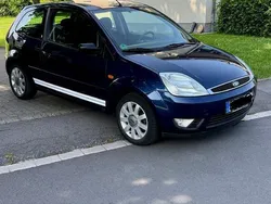 Blau Gebraucht 2003 Ford Fiesta Ghia Kleinwagen | 1.600 € (Guter Preis)