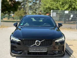 Black stone Gebraucht 2021 Volvo V60 R-Design Kombi | 30.950 € (Fairer Preis)