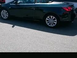 Grün Gebraucht 2015 Opel Cascada Cabrio | 7.500 € (Superpreis)