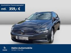 Grau Gebraucht 2022 VW Passat Basis Kombi | 22.370 € (Guter Preis)