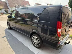Schwarz Gebraucht 2011 Mercedes Viano Edition Van / Kleinbus | 18.900 € (Teuer)