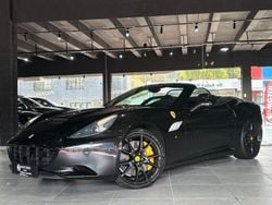 Schwarz Gebraucht 2014 Ferrari California Cabrio | 119.999 €