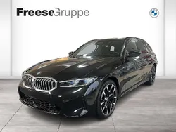 Schwarz Gebraucht 2024 BMW 330e Performance Kombi | 64.690 €