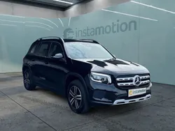 Mercedes GLB200