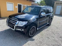 Pianoschwarz (p) Gebraucht 2015 Mitsubishi Pajero Top SUV | 24.900 € (Superpreis)
