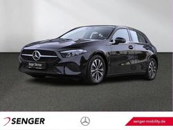 Unilack nachtschwarz Gebraucht 2024 Mercedes A180 Limousine | 28.660 € (Fairer Preis)