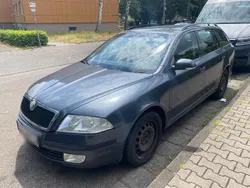 Grau Gebraucht 2008 Skoda Octavia Kombi | 1.150 € (Guter Preis)