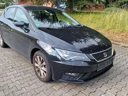 Schwarz Gebraucht 2017 Seat Leon Style Limousine | 6.900 €