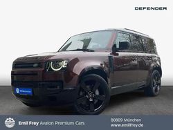 Rot Gebraucht 2025 Land Rover Defender SUV | 100.990 €