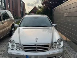 Silber Gebraucht 2006 Mercedes C320 Limousine | 2.300 € (Superpreis)