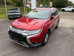 Rot Gebraucht 2019 Mitsubishi Outlander Diamant Edition SUV | 16.500 € (Fairer Preis)