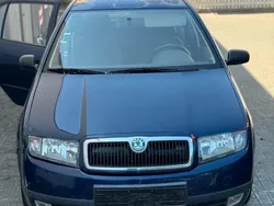 Blau Gebraucht 2004 Skoda Fabia Kleinwagen | 1.200 € (Fairer Preis)