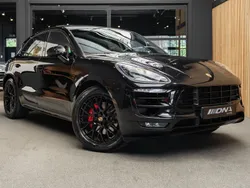 Schwarz Gebraucht 2017 Porsche Macan GTS SUV | 46.995 € (Teuer)