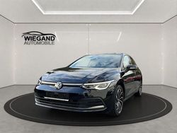 Schwarz Gebraucht 2022 VW Golf VIII Active Limousine | 22.490 € (Fairer Preis)