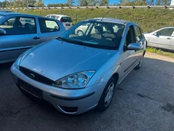 Silber Gebraucht 2003 Ford Focus Limousine | 1.900 € (Fairer Preis)