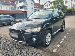Schwarz Gebraucht 2011 Mitsubishi Outlander SUV | 8.000 € (Etwas zu teuer)