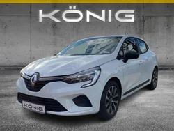 Weiß Gebraucht 2023 Renault Clio V Equilibre Limousine | 13.490 € (Fairer Preis)
