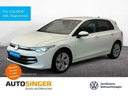 Pure white Gebraucht 2024 VW Golf VIII Style Limousine | 29.280 € (Fairer Preis)