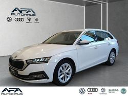 Weiß Gebraucht 2021 Skoda Octavia Style Kombi | 20.399 € (Guter Preis)