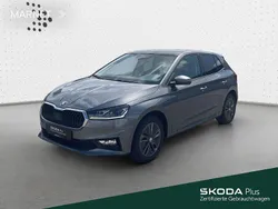 Graphitegrau metallic Gebraucht 2024 Skoda Fabia Drive Limousine | 21.890 € (Fairer Preis)