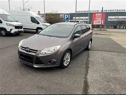 Grau Gebraucht 2011 Ford Focus Kombi | 1.800 € (Superpreis)