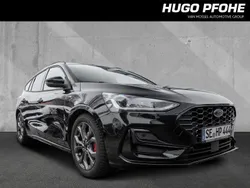Agate black Gebraucht 2024 Ford Focus ST-Line Kombi | 27.450 € (Fairer Preis)