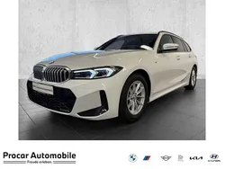 Weiß Gebraucht 2023 BMW 320 M Sport Kombi | 36.890 € (Fairer Preis)