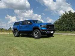 Blau Gebraucht 2024 Dodge Ram Abholung | 139.900 €