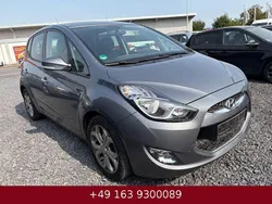 Grau Gebraucht 2012 Hyundai ix20 Style Van / Kleinbus | 3.650 € (Guter Preis)