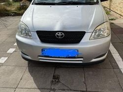 Grau Gebraucht 2002 Toyota Corolla Limousine | 2.500 € (Fairer Preis)