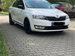 Weiß Gebraucht 2014 Skoda Rapid Cool Edition Limousine | 7.999 € (Fairer Preis)