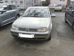 Silber Gebraucht 2002 VW Golf IV Limousine | 1.498 € (Superpreis)