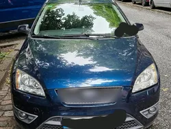 Blau Gebraucht 2005 Ford Focus Kombi | 1.400 € (Guter Preis)