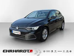 Schwarz Gebraucht 2021 VW Golf VIII Life Limousine | 19.950 € (Fairer Preis)