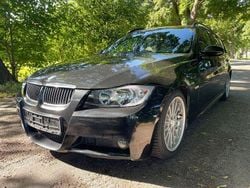 Schwarz Gebraucht 2005 BMW 330 M Sport Kombi | 5.999 € (Superpreis)