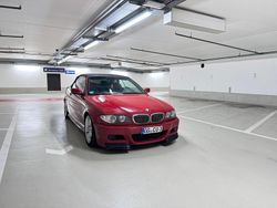 Rot Gebraucht 2004 BMW 330 Cabriolet Cabrio | 13.200 € (Fairer Preis)
