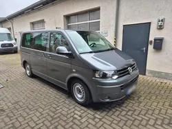 Grau Gebraucht 2013 VW T5 Van | 16.750 €