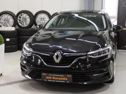 Schwarz Gebraucht 2022 Renault Mégane GrandTour Intens Kombi | 14.790 € (Fairer Preis)