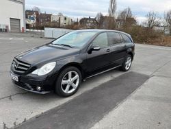 Schwarz Gebraucht 2009 Mercedes R320 Van / Kleinbus | 7.000 € (Fairer Preis)