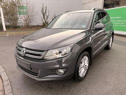Grau Gebraucht 2014 VW Tiguan Sportline SUV | 12.700 € (Fairer Preis)
