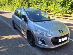 Silber Gebraucht 2012 Peugeot 308 Kombi | 2.900 € (Fairer Preis)