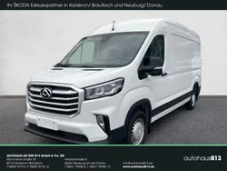 Warm white exterior (solid) (weiß) Neu 2024 Maxus V90 Van | 31.642 € (Teuer)