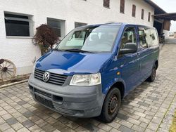 Blau Gebraucht 2004 VW Caravelle Van / Kleinbus | 3.200 € (Superpreis)