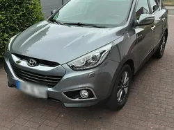 Grau Gebraucht 2014 Hyundai Tucson SUV | 10.900 €